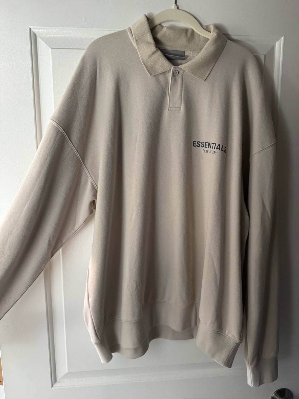 NEW (NWT) Essentials Fear of God Polo Sweatshirt in Light Beige
